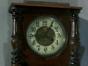 Bawarchi - clock