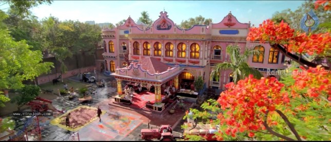 GAV - the pink palace